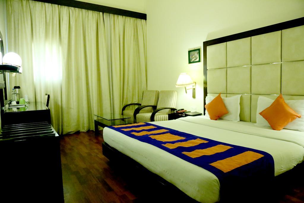 Hotel President Zirakpur Luaran gambar